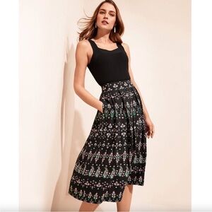 Ann Taylor Floral Stripe Pleated Midi Skirt Black Size 2